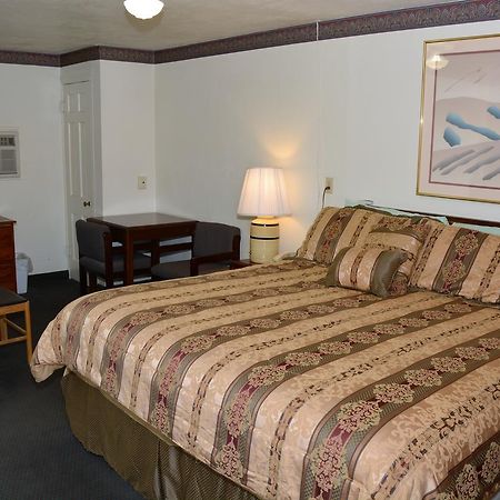 Budget Inn Of Brownfield Экстерьер фото